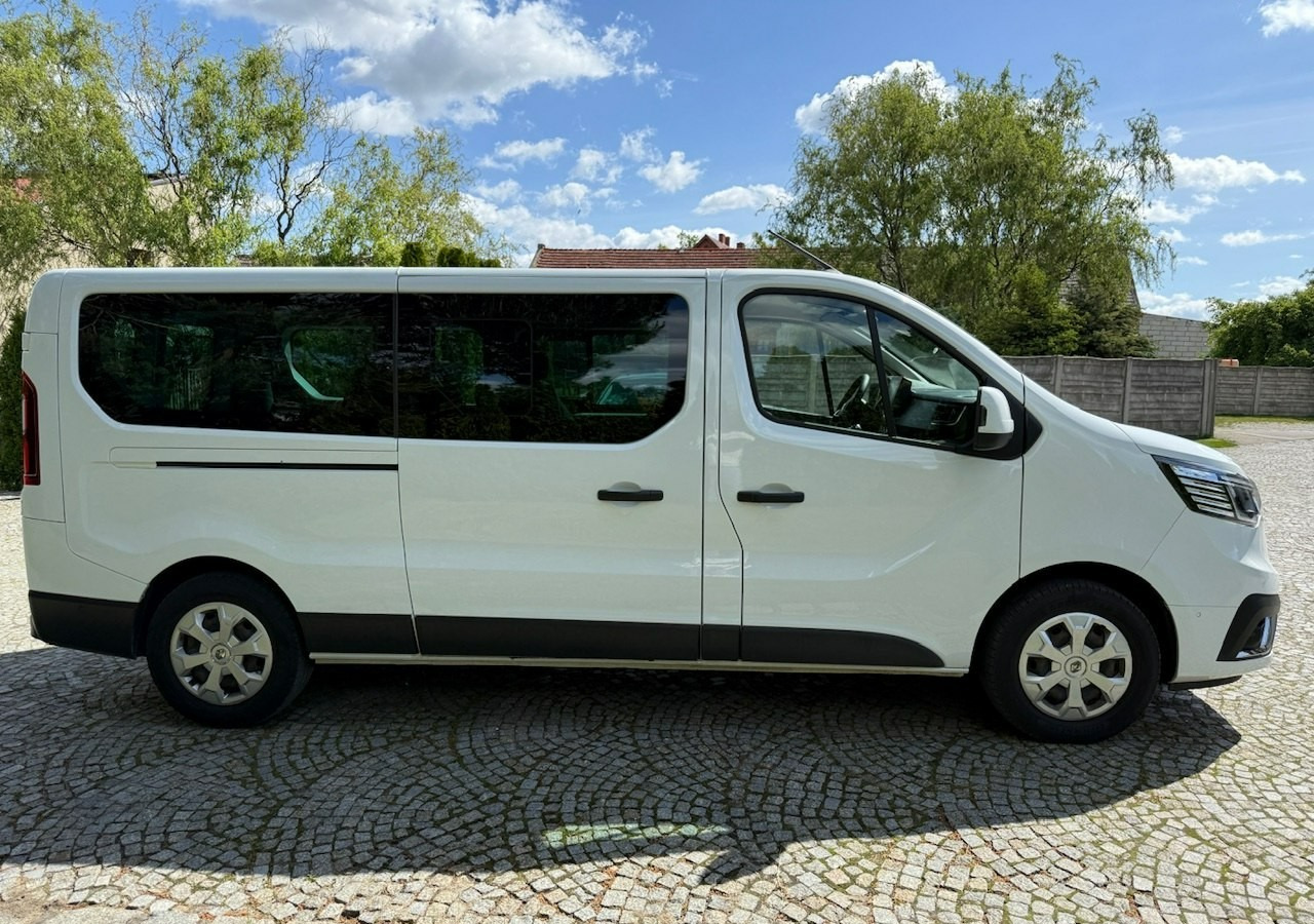 Renault Trafic III 2.0dci 110KM L2H1 LONG 9-osobowy 2xKlima Navi Kamera 2022 - Αυτοκίνητο: φωτογραφία 4 Renault Trafic III 2.0dci 110KM L2H1 LONG 9-osobowy 2xKlima Navi Kamera 2022 - Αυτοκίνητο: φωτογραφία 4