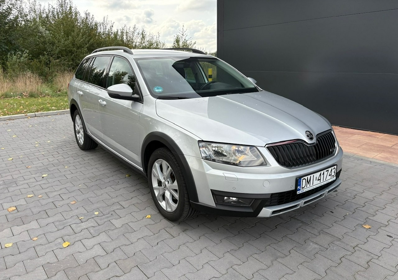 Skoda Octavia III Skoda Octavia 4X4 Scout 2.0 TDI -150KM Model 2017 Bezwypadkowa FV 23 - Αυτοκίνητο: φωτογραφία 2 Skoda Octavia III Skoda Octavia 4X4 Scout 2.0 TDI -150KM Model 2017 Bezwypadkowa FV 23 - Αυτοκίνητο: φωτογραφία 2