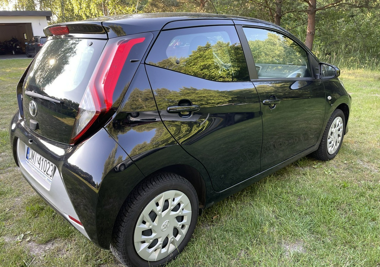 Toyota Aygo II Toyota Aygo 1.0-16V Klima Salon PL 24651km Model 2021 - Hatchback: φωτογραφία 5 Toyota Aygo II Toyota Aygo 1.0-16V Klima Salon PL 24651km Model 2021 - Hatchback: φωτογραφία 5