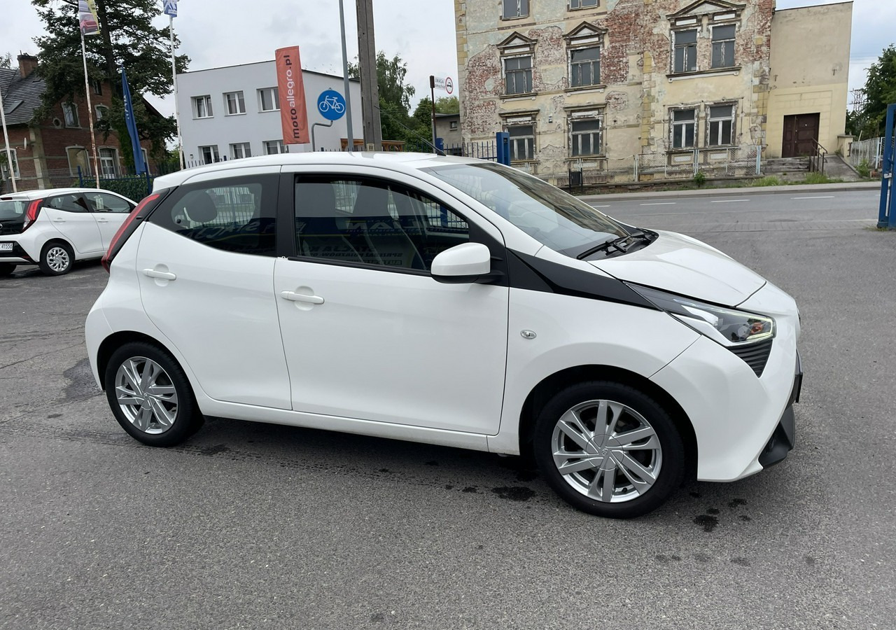 Toyota Aygo II Toyota Aygo 1.0 VVT-i JBL Edition bezyna+LPG Salon PL 2020 - Hatchback: φωτογραφία 3 Toyota Aygo II Toyota Aygo 1.0 VVT-i JBL Edition bezyna+LPG Salon PL 2020 - Hatchback: φωτογραφία 3