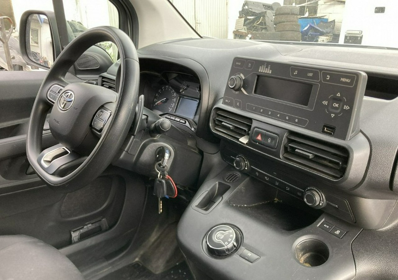 Toyota Inny Toyota Toyota Proace City Maxi - 5 osob Automat Klima Salon PL Model 2021 - Βαν: φωτογραφία 3 Toyota Inny Toyota Toyota Proace City Maxi - 5 osob Automat Klima Salon PL Model 2021 - Βαν: φωτογραφία 3