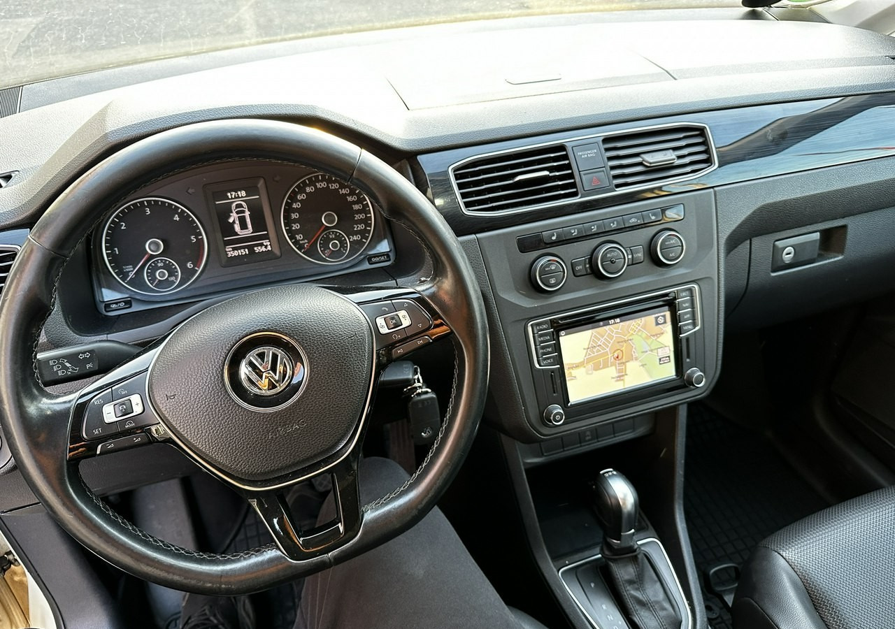 Volkswagen Caddy III Caddy 2.0 TDI do przewozu Niepełnosprawnych Inwalida Rampa 2020 Pefr - Αυτοκίνητο: φωτογραφία 4 Volkswagen Caddy III Caddy 2.0 TDI do przewozu Niepełnosprawnych Inwalida Rampa 2020 Pefr - Αυτοκίνητο: φωτογραφία 4