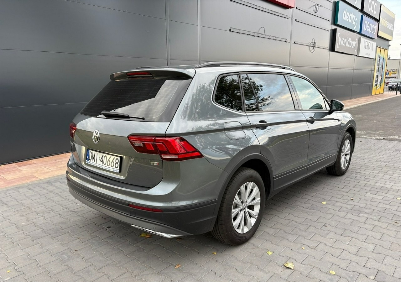 Volkswagen Tiguan II 1,4TSI 150KM 65tyśkm 7osobowy Comfort Tempomat ACC Klima Alu 2018 - SUV: φωτογραφία 4 Volkswagen Tiguan II 1,4TSI 150KM 65tyśkm 7osobowy Comfort Tempomat ACC Klima Alu 2018 - SUV: φωτογραφία 4