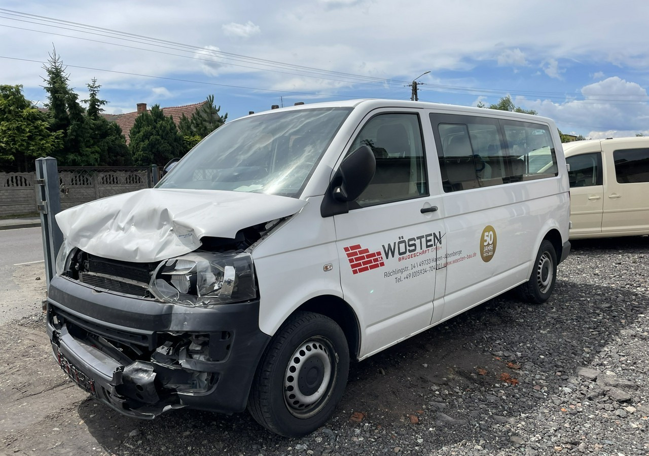 Volkswagen Transporter T5 Volkswagen Transporter Long 2.0-140KM 9-osobowy Model 2015 - Αυτοκίνητο: φωτογραφία 3 Volkswagen Transporter T5 Volkswagen Transporter Long 2.0-140KM 9-osobowy Model 2015 - Αυτοκίνητο: φωτογραφία 3
