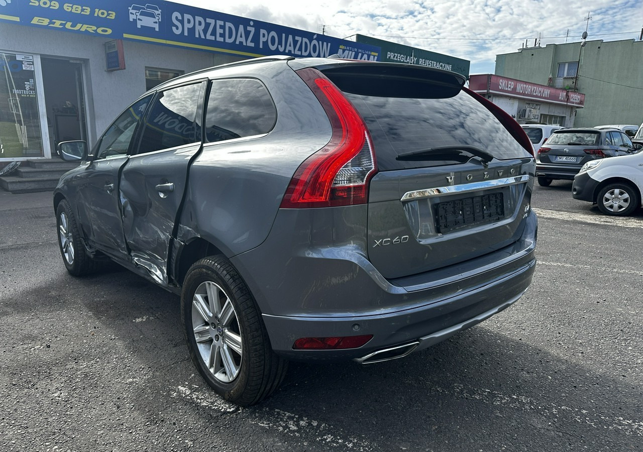 Volvo XC60 I Volvo XC 60 D4AWD Bogate wyposażenie 2017 - SUV: φωτογραφία 5 Volvo XC60 I Volvo XC 60 D4AWD Bogate wyposażenie 2017 - SUV: φωτογραφία 5