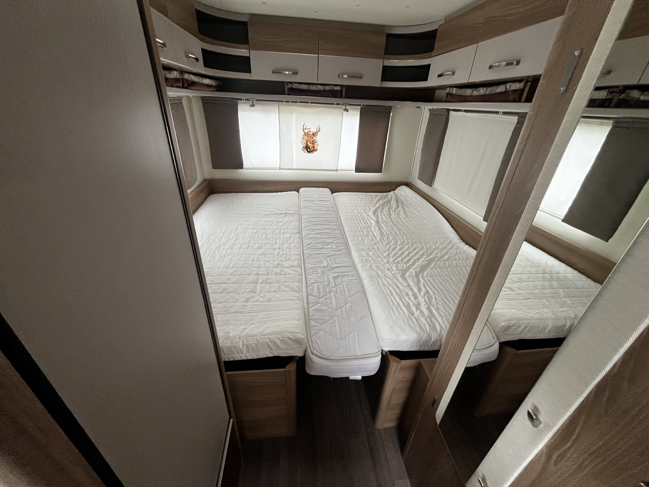 Ρυμουλκούμενο τροχόσπιτο Bürstner Premio 530 TL Mover Dachklimaanlage Einzelbetten: φωτογραφία 19 Ρυμουλκούμενο τροχόσπιτο Bürstner Premio 530 TL Mover Dachklimaanlage Einzelbetten: φωτογραφία 19