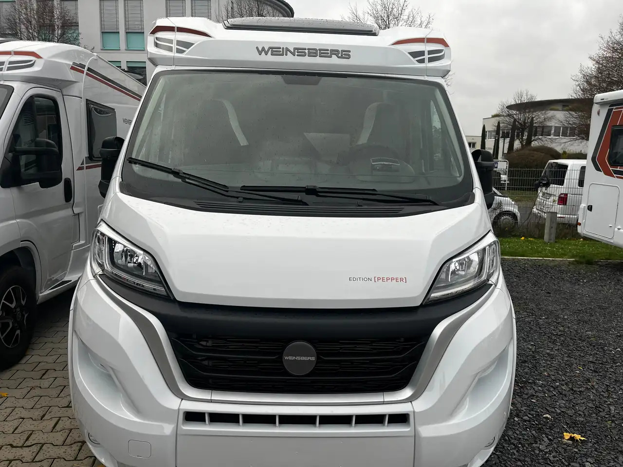Weinsberg CaraCompact 600 MEG Pepper Mietwagen Verfügbar - Ημιενιαίο αυτοκινούμενο: φωτογραφία 2 Weinsberg CaraCompact 600 MEG Pepper Mietwagen Verfügbar - Ημιενιαίο αυτοκινούμενο: φωτογραφία 2