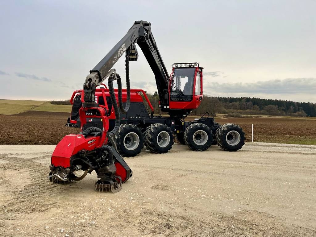 Komatsu 901 XC - Συλλεκτική μηχανή - forest harvester: φωτογραφία 2 Komatsu 901 XC - Συλλεκτική μηχανή - forest harvester: φωτογραφία 2