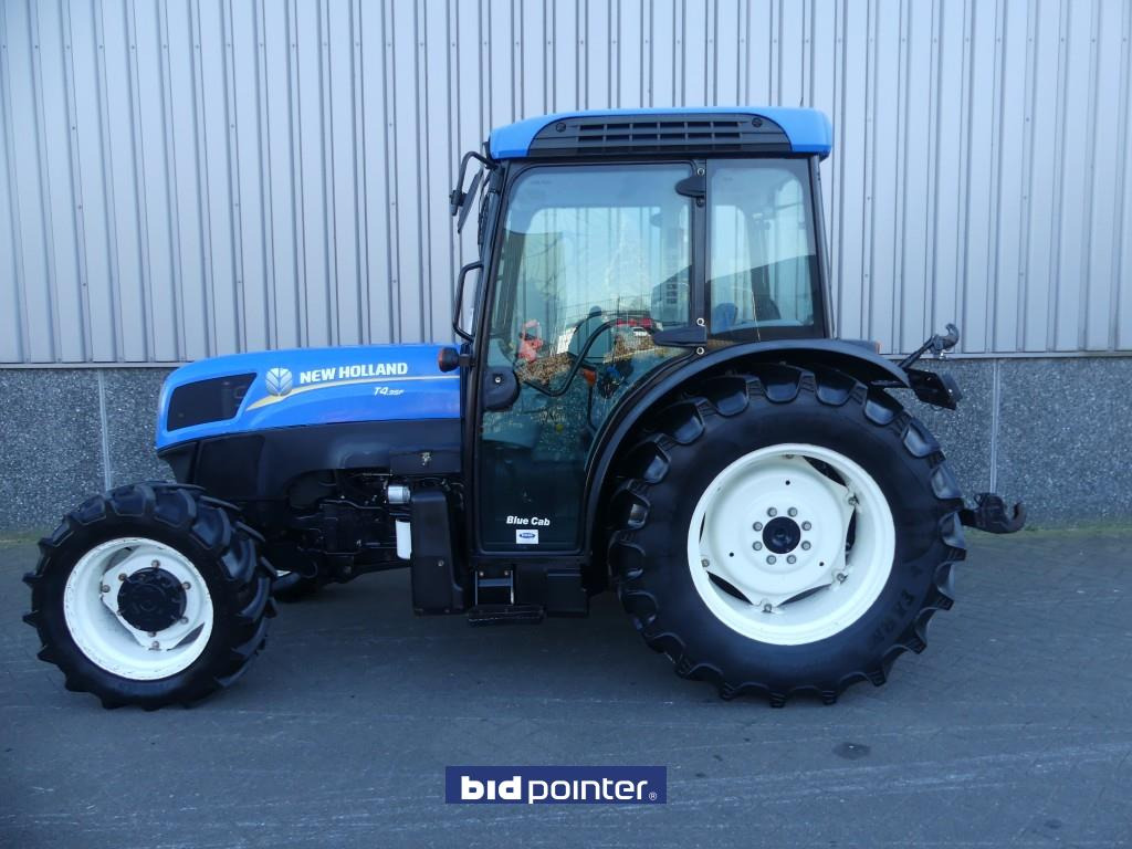 2012 New Holland T4.95F - Τρακτέρ: φωτογραφία 2 2012 New Holland T4.95F - Τρακτέρ: φωτογραφία 2
