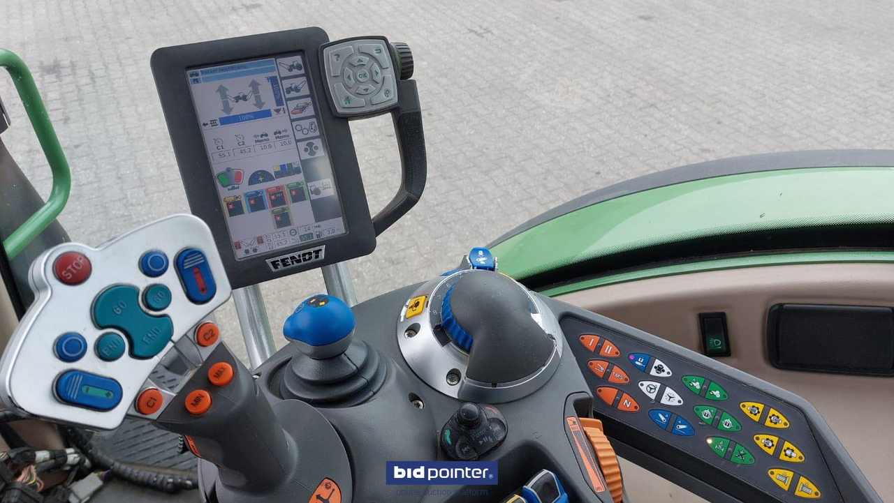 Fendt 720 Vario - Τρακτέρ: φωτογραφία 3 Fendt 720 Vario - Τρακτέρ: φωτογραφία 3