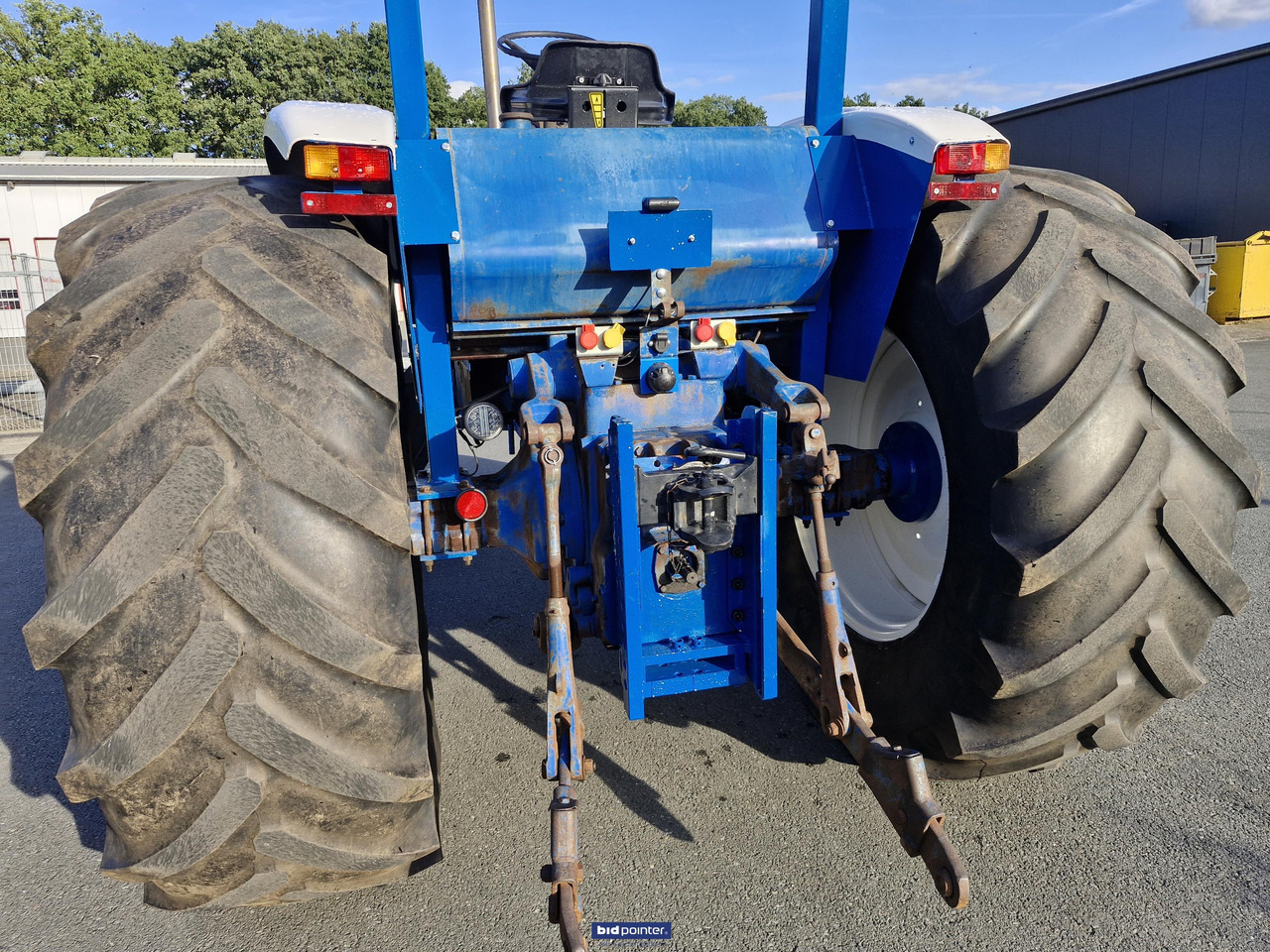 Τρακτέρ Ford 8600: φωτογραφία 13