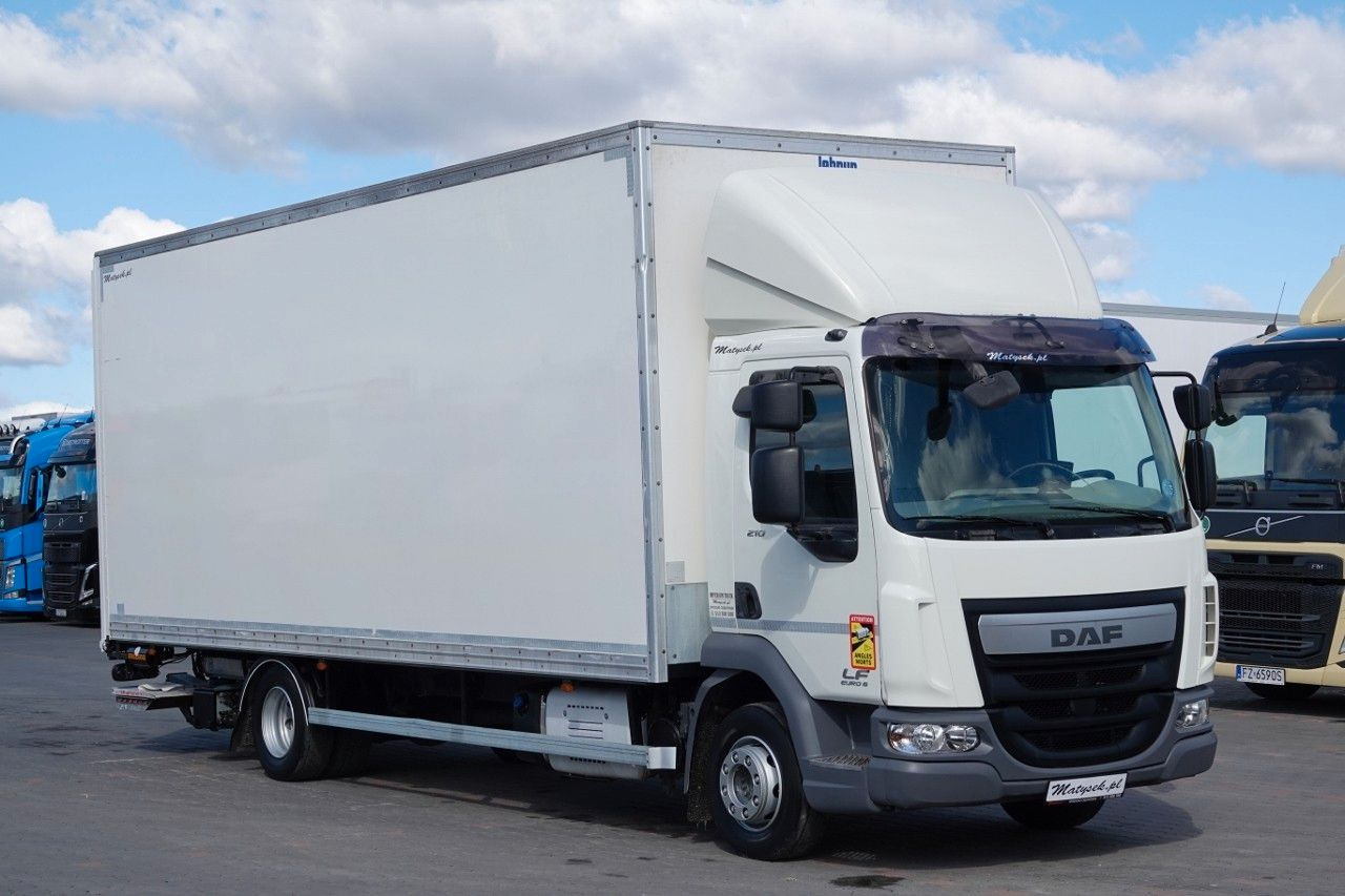 DAF LF 210 / KONTENER - 7 M / SOLÓWKA / WINDA DHOLLA - Φορτηγό κόφα: φωτογραφία 4 DAF LF 210 / KONTENER - 7 M / SOLÓWKA / WINDA DHOLLA - Φορτηγό κόφα: φωτογραφία 4