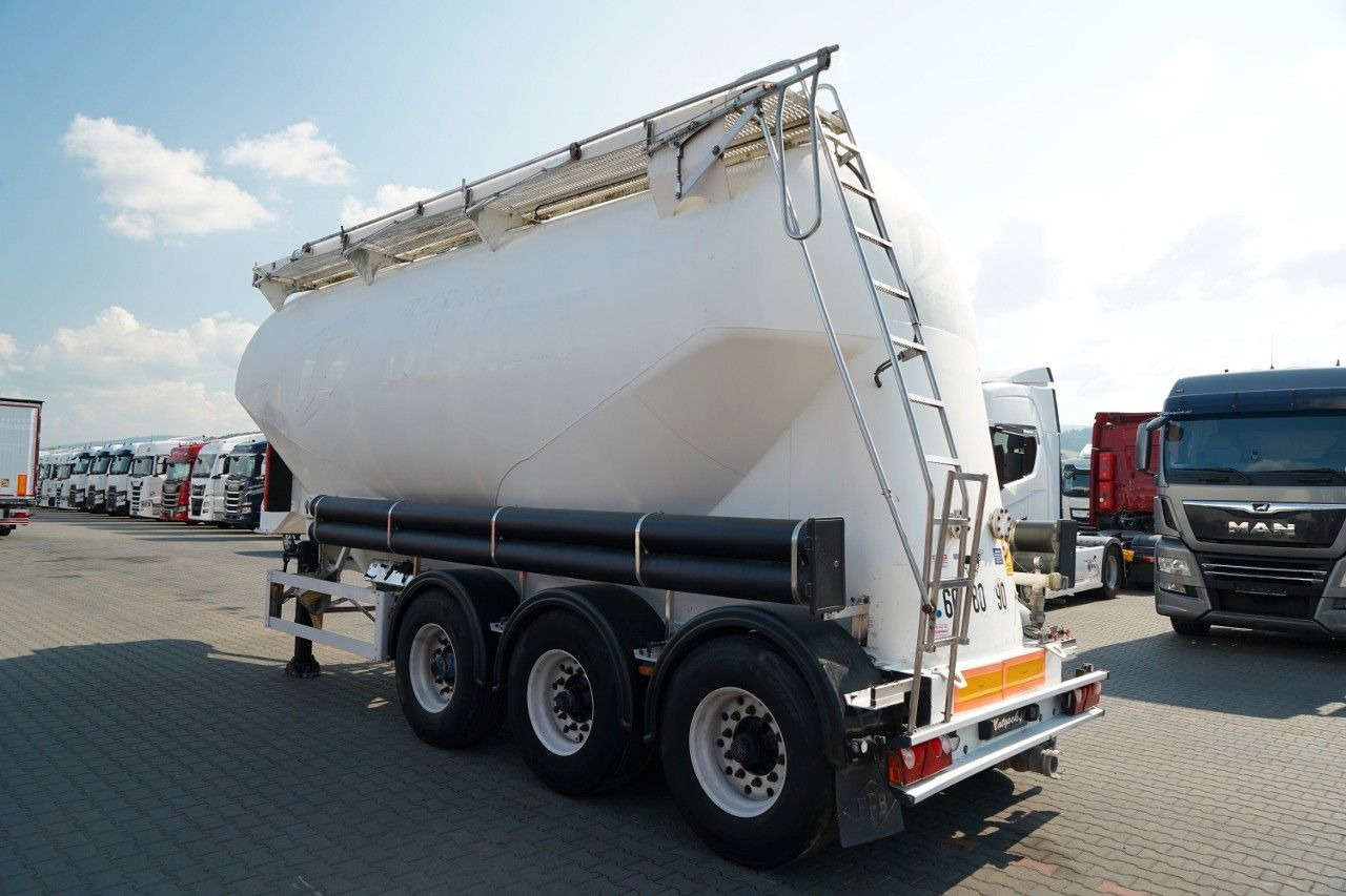 Feldbinder / CEMENTONACZEPA / 3 KOMORY / 36 000 - Σιλοφόρο: φωτογραφία 5 Feldbinder / CEMENTONACZEPA / 3 KOMORY / 36 000 - Σιλοφόρο: φωτογραφία 5