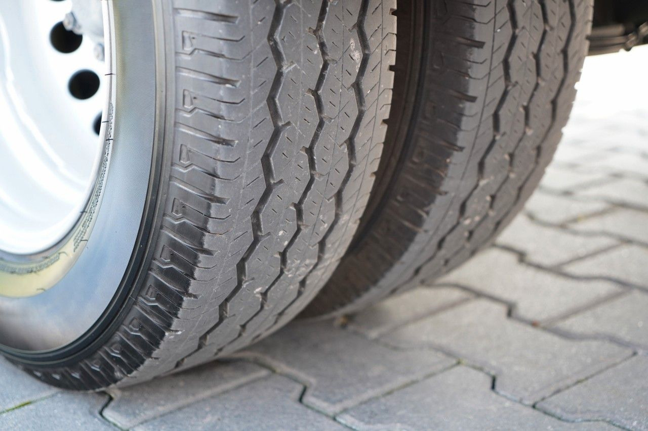 Επαγγελματικό αυτοκίνητο ψυγείο Iveco SPRINTER / KONTENER / BLIŹNIAK / WINDA DHOLLANDI: φωτογραφία 14