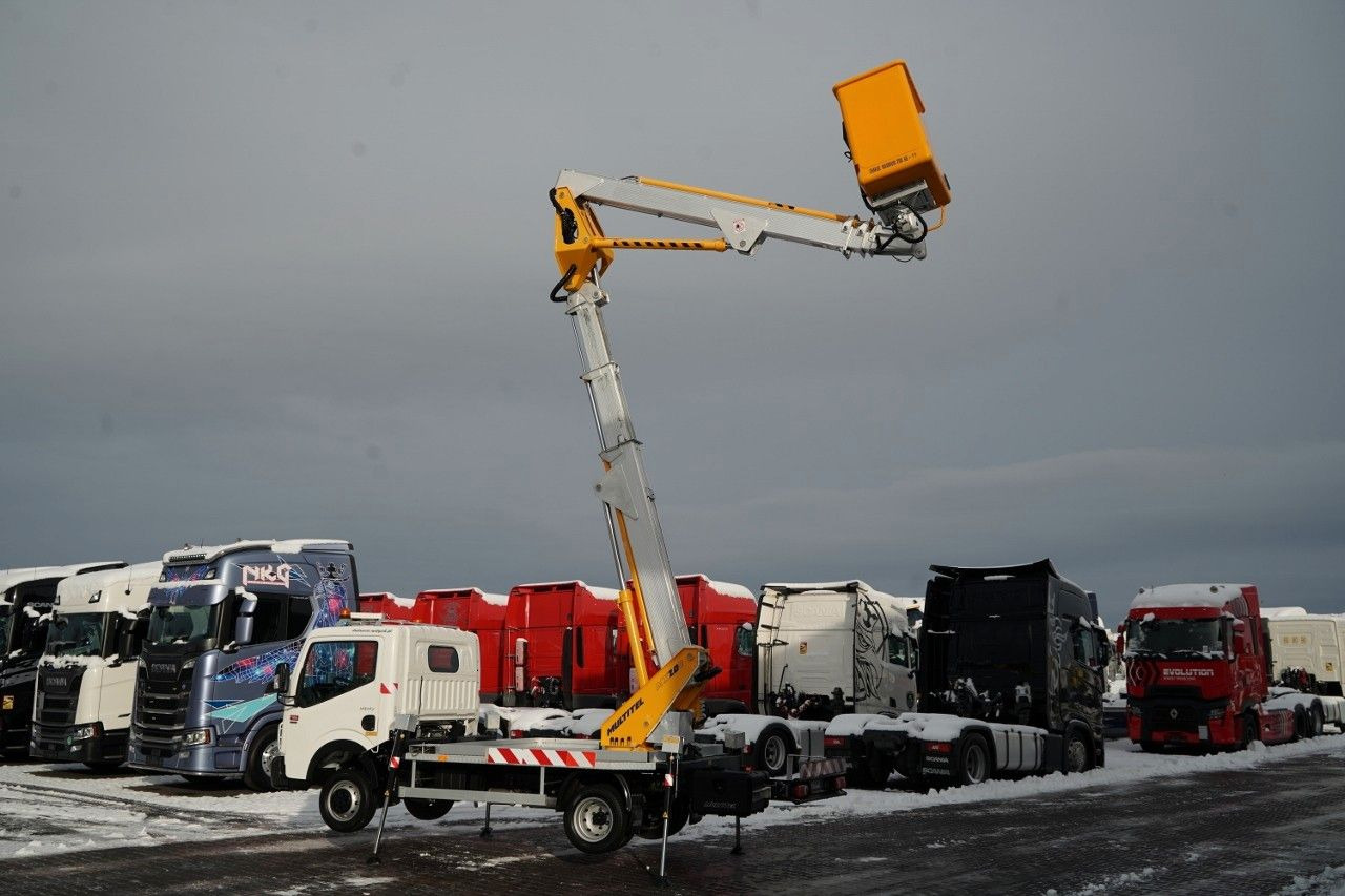 Renault MAXITY 120 dxi / ZWYŻKA 20 METRÓW / PODNOŚNIK KO - Φορτηγό με εναέρια πλατφόρμα: φωτογραφία 5 Renault MAXITY 120 dxi / ZWYŻKA 20 METRÓW / PODNOŚNIK KO - Φορτηγό με εναέρια πλατφόρμα: φωτογραφία 5