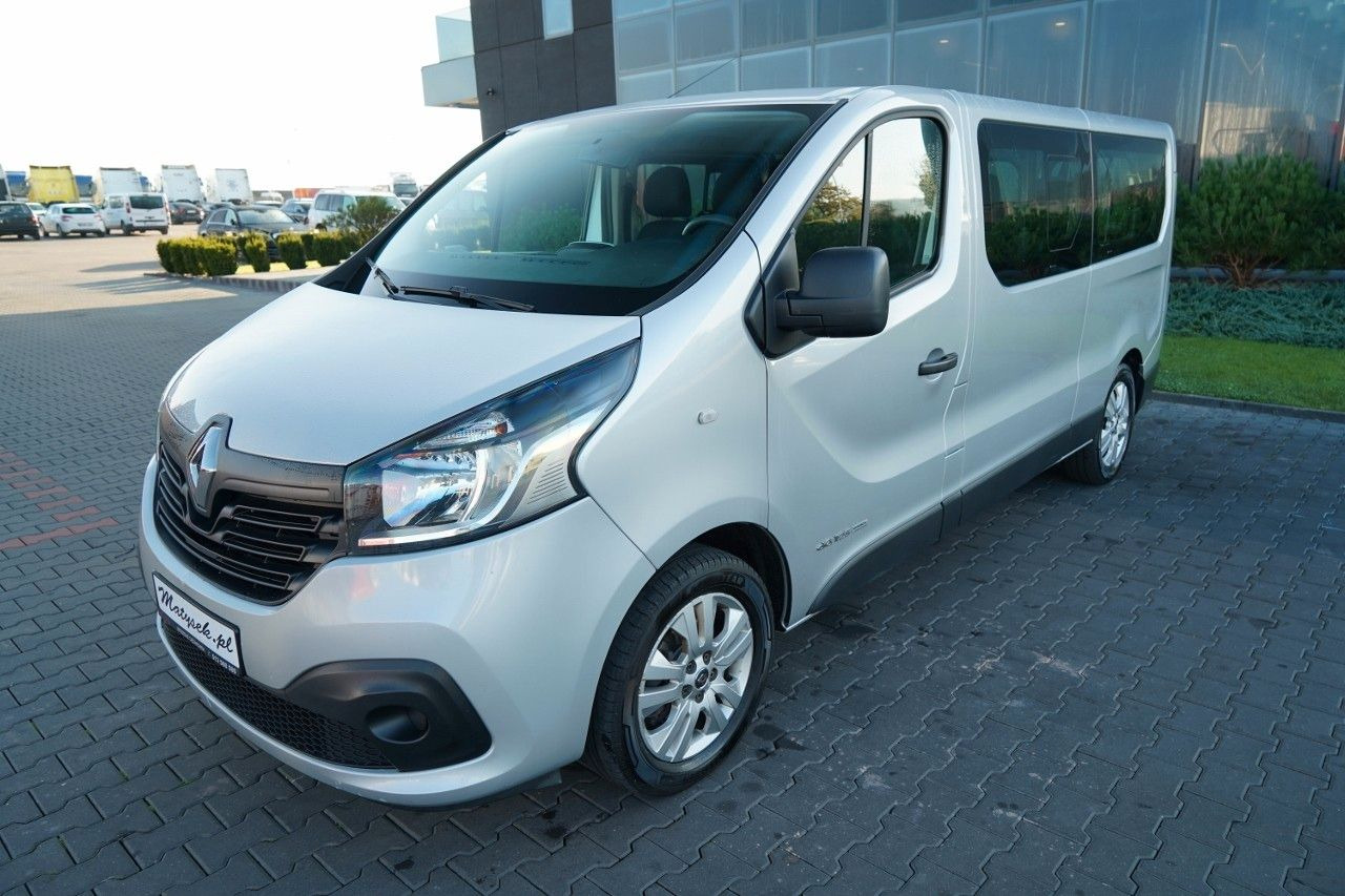 Renault TRAFIC 125 DCI  / BUS / 9 MIEJSC / 2017 ROK / PO - Επιβατικό βαν: φωτογραφία 2 Renault TRAFIC 125 DCI  / BUS / 9 MIEJSC / 2017 ROK / PO - Επιβατικό βαν: φωτογραφία 2
