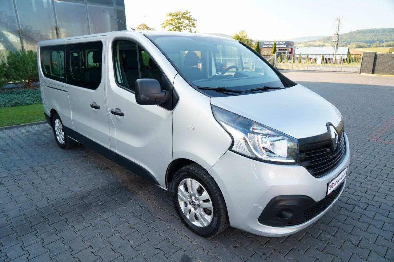 Renault TRAFIC 125 DCI  / BUS / 9 MIEJSC / 2017 ROK / PO - Επιβατικό βαν: φωτογραφία 5 Renault TRAFIC 125 DCI  / BUS / 9 MIEJSC / 2017 ROK / PO - Επιβατικό βαν: φωτογραφία 5