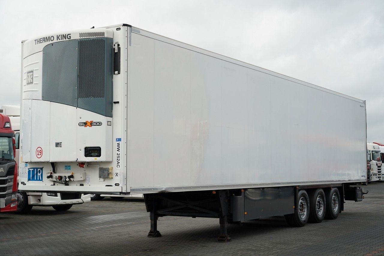 Schmitz Cargobull CHŁODNIA / THERMO KING SLX 300 / HAKÓWKA / HAKOW - Επικαθήμενο ψυγείο: φωτογραφία 2 Schmitz Cargobull CHŁODNIA / THERMO KING SLX 300 / HAKÓWKA / HAKOW - Επικαθήμενο ψυγείο: φωτογραφία 2