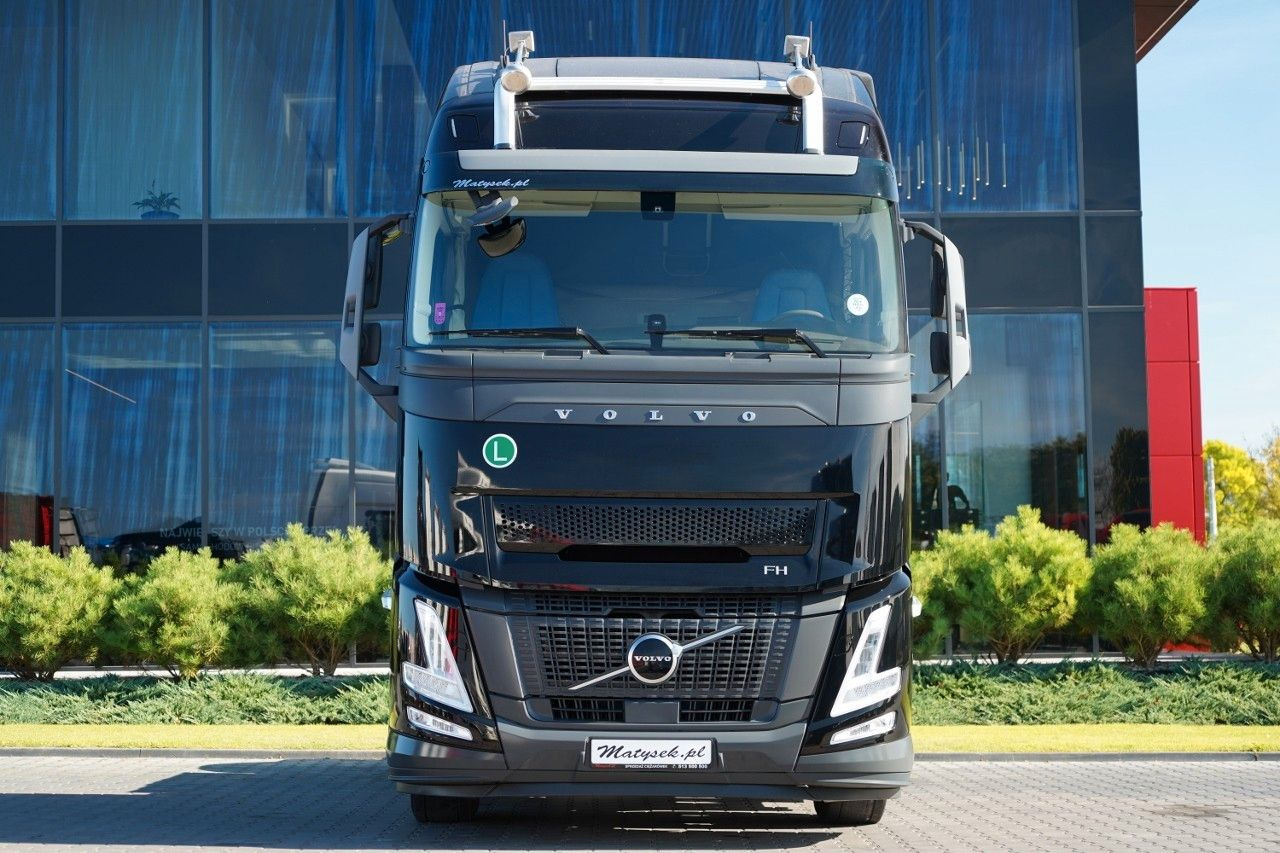 Volvo FH 500 / 2025 ROK / 97 TYS KM / XXL / I-SHIFT - Τράκτορας: φωτογραφία 3 Volvo FH 500 / 2025 ROK / 97 TYS KM / XXL / I-SHIFT - Τράκτορας: φωτογραφία 3