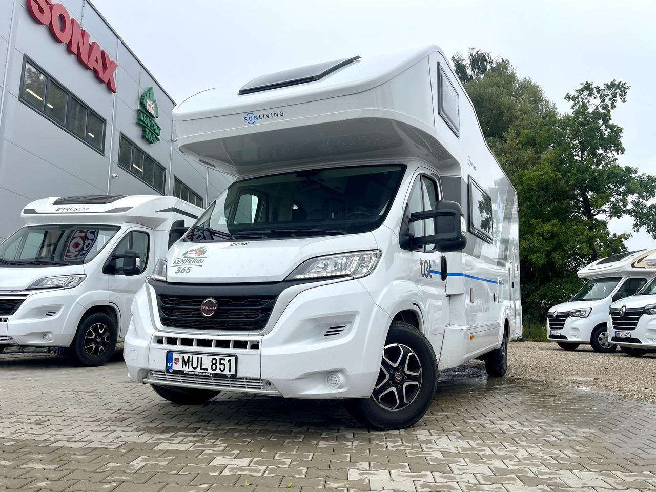 SUN LIVING A 70DK - Αυτοκινούμενο με σοφίτα: φωτογραφία 1 SUN LIVING A 70DK - Αυτοκινούμενο με σοφίτα: φωτογραφία 1