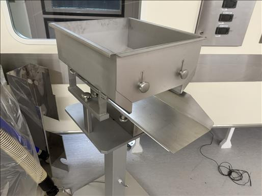 EK SFA35 Vibratory hopper - Μηχανή τροφίμων: φωτογραφία 2 EK SFA35 Vibratory hopper - Μηχανή τροφίμων: φωτογραφία 2