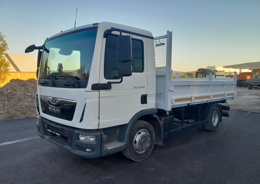 MAN TGL 12.250 /12.220 / ATEGO/ - Φορτηγό ανατρεπόμενο: φωτογραφία 1 MAN TGL 12.250 /12.220 / ATEGO/ - Φορτηγό ανατρεπόμενο: φωτογραφία 1