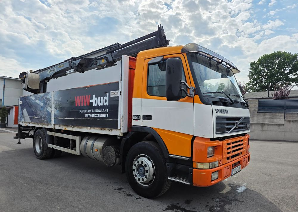 Volvo FM7 - Φορτηγό με ανοιχτή καρότσα, Φορτηγό με γερανό: φωτογραφία 2 Volvo FM7 - Φορτηγό με ανοιχτή καρότσα, Φορτηγό με γερανό: φωτογραφία 2