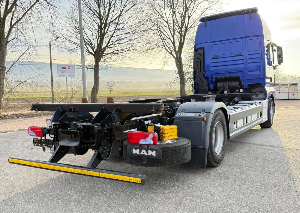MAN TGX 18.430/SPROWADZONY/DO ŻYWCA/DO BYDŁA/2020/KLIMA POSTOJOWA/SERWISOWANY/JAK NOWY/NISKI PRZEBIEG/RAMA/BDF/E6 - Φορτηγό σασί: φωτογραφία 5 MAN TGX 18.430/SPROWADZONY/DO ŻYWCA/DO BYDŁA/2020/KLIMA POSTOJOWA/SERWISOWANY/JAK NOWY/NISKI PRZEBIEG/RAMA/BDF/E6 - Φορτηγό σασί: φωτογραφία 5