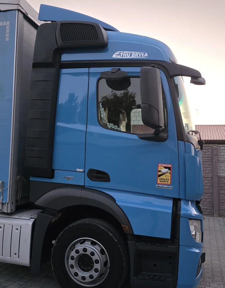 Mercedes-Benz ACTROS 1833 / FIRANKA/ WINDA / 22PALETY / 8760 ŁADOWNOŚĆ / AUTOMAT / DUŻY SILNIK / SYPIALKA / - Φορτηγό μουσαμάς: φωτογραφία 4 Mercedes-Benz ACTROS 1833 / FIRANKA/ WINDA / 22PALETY / 8760 ŁADOWNOŚĆ / AUTOMAT / DUŻY SILNIK / SYPIALKA / - Φορτηγό μουσαμάς: φωτογραφία 4