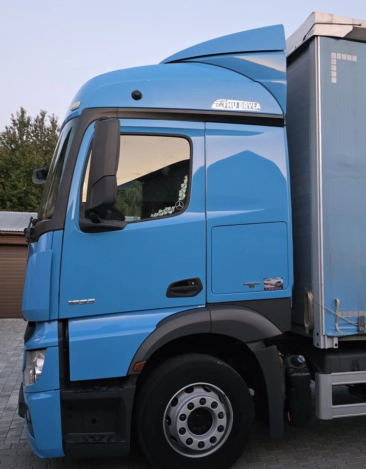 Mercedes-Benz ACTROS 1833 / FIRANKA/ WINDA / 22PALETY / 8760 ŁADOWNOŚĆ / AUTOMAT / DUŻY SILNIK / SYPIALKA / - Φορτηγό μουσαμάς: φωτογραφία 5 Mercedes-Benz ACTROS 1833 / FIRANKA/ WINDA / 22PALETY / 8760 ŁADOWNOŚĆ / AUTOMAT / DUŻY SILNIK / SYPIALKA / - Φορτηγό μουσαμάς: φωτογραφία 5