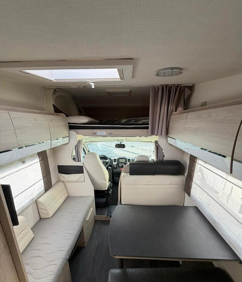 Challenger C 256 - Αυτοκινούμενο με σοφίτα: φωτογραφία 5 Challenger C 256 - Αυτοκινούμενο με σοφίτα: φωτογραφία 5