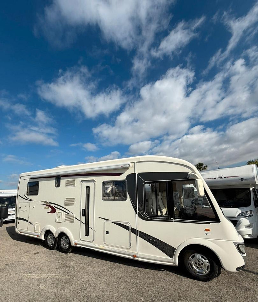 Euramobil INTEGRA 850 - Τροχόσπιτο: φωτογραφία 3 Euramobil INTEGRA 850 - Τροχόσπιτο: φωτογραφία 3