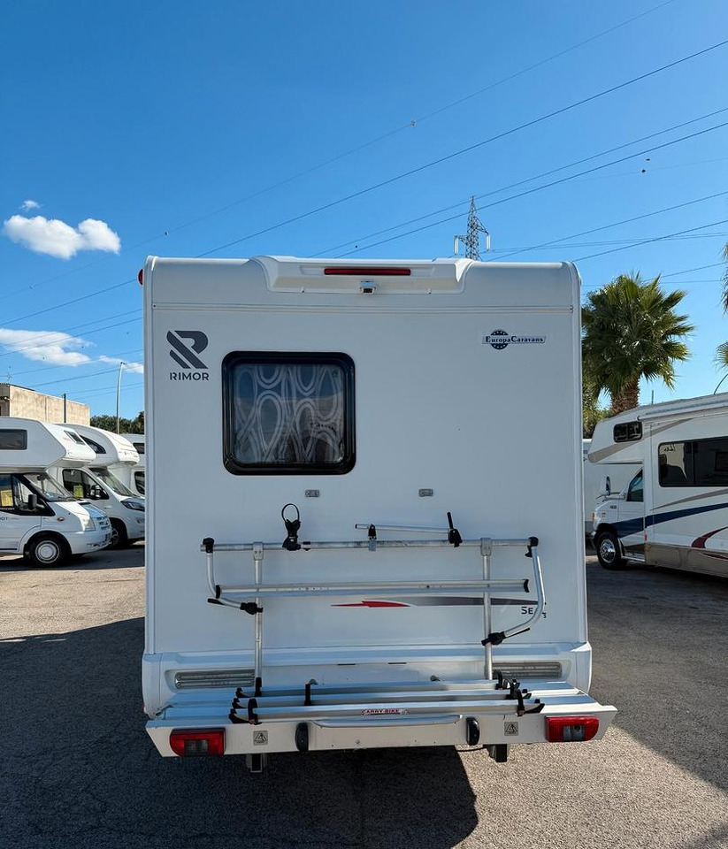Rimor SEAL 3 - Αυτοκινούμενο με σοφίτα: φωτογραφία 5 Rimor SEAL 3 - Αυτοκινούμενο με σοφίτα: φωτογραφία 5