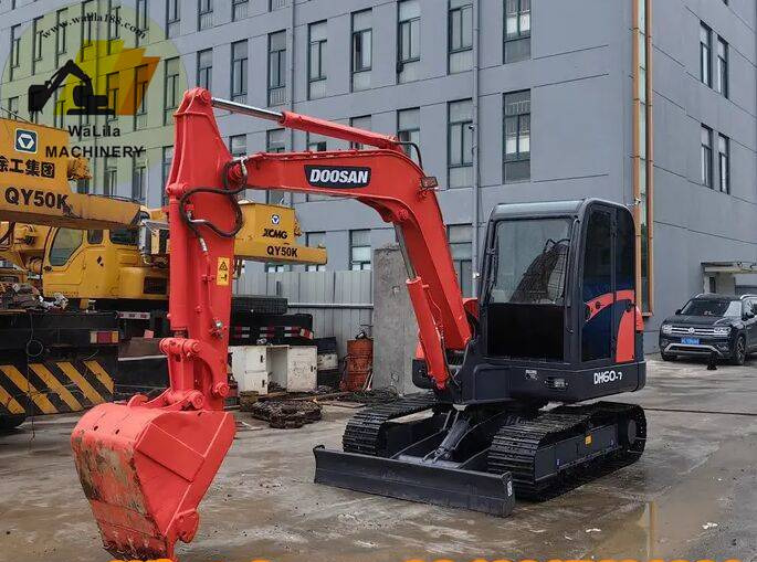 Doosan DH 60-7 - Μίνι εκσκαφέας: φωτογραφία 1 Doosan DH 60-7 - Μίνι εκσκαφέας: φωτογραφία 1