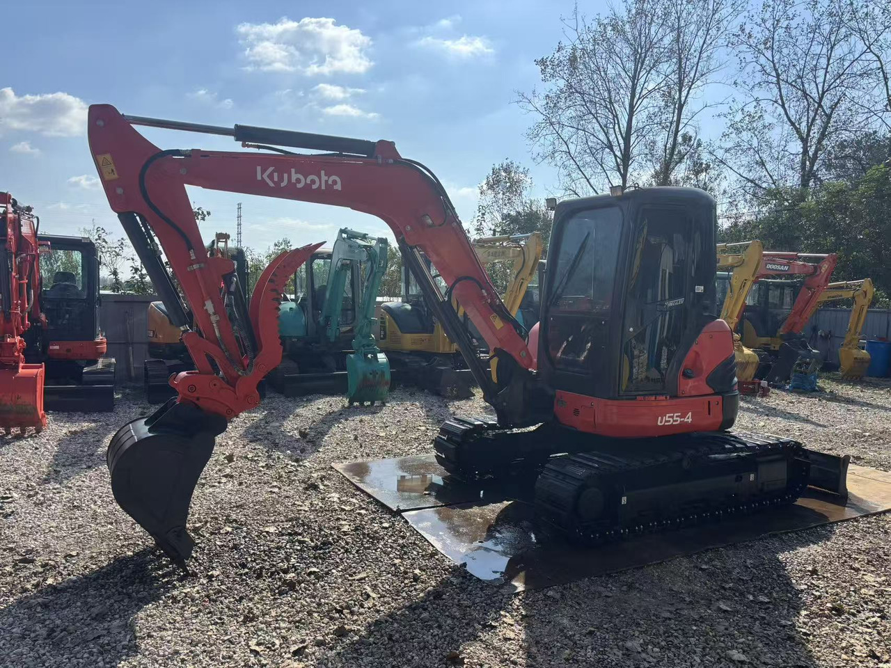 KUBOTA U55 - Μίνι εκσκαφέας: φωτογραφία 1 KUBOTA U55 - Μίνι εκσκαφέας: φωτογραφία 1