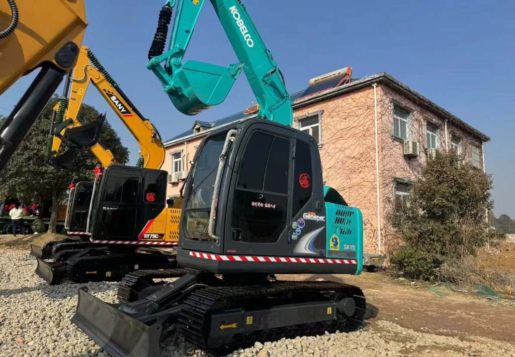 Kobelco SK 75 KOBELCO SK75-8 - Μίνι εκσκαφέας: φωτογραφία 1 Kobelco SK 75 KOBELCO SK75-8 - Μίνι εκσκαφέας: φωτογραφία 1