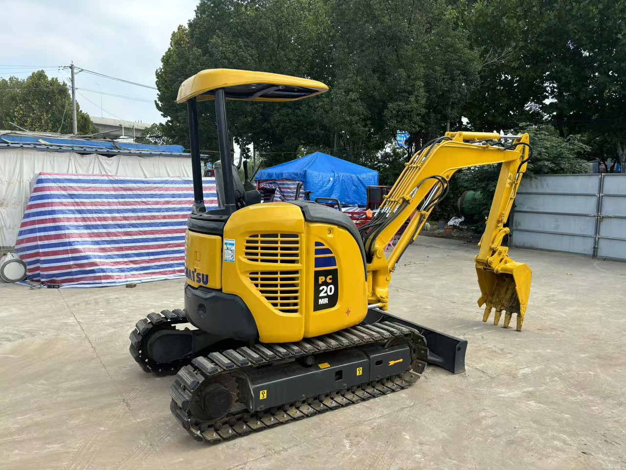 Komatsu Komatsu 20, Komatsu 20 - Μίνι εκσκαφέας: φωτογραφία 1 Komatsu Komatsu 20, Komatsu 20 - Μίνι εκσκαφέας: φωτογραφία 1