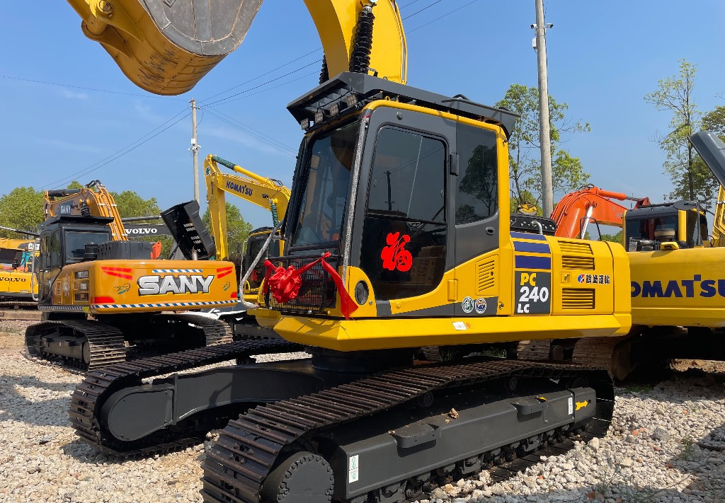 Komatsu PC 240 PC220 PC240-8 - Ερπυστριοφόρος εκσκαφέας: φωτογραφία 2 Komatsu PC 240 PC220 PC240-8 - Ερπυστριοφόρος εκσκαφέας: φωτογραφία 2