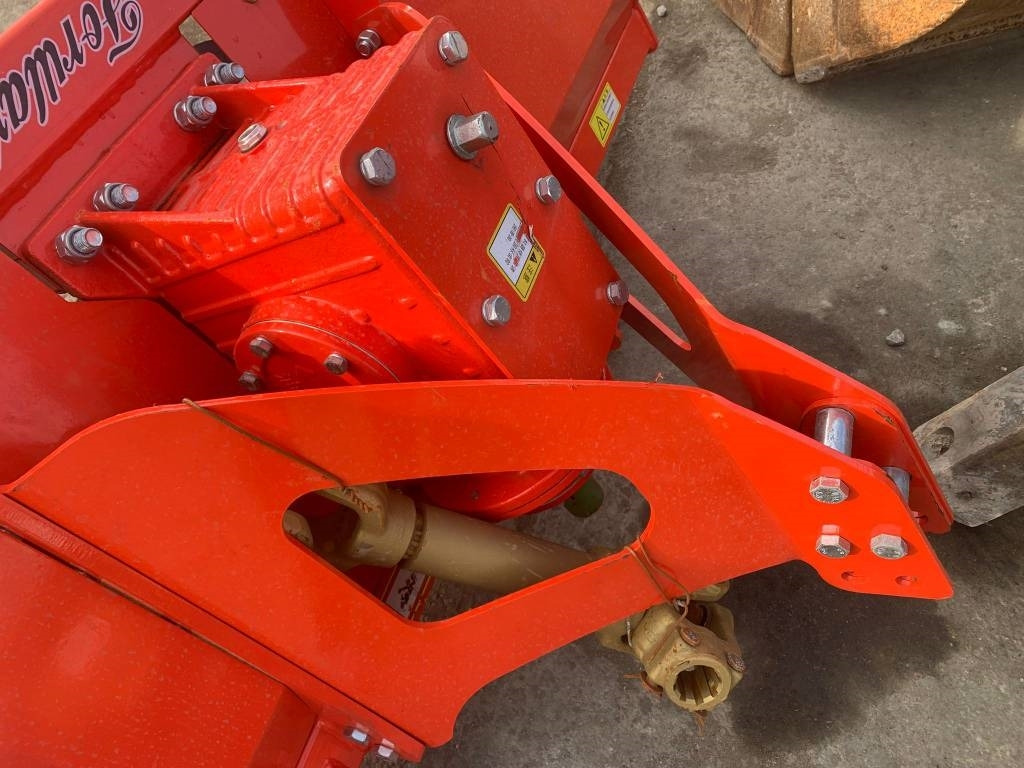 1GKN 180 - Σβάρνα: φωτογραφία 5 1GKN 180 - Σβάρνα: φωτογραφία 5