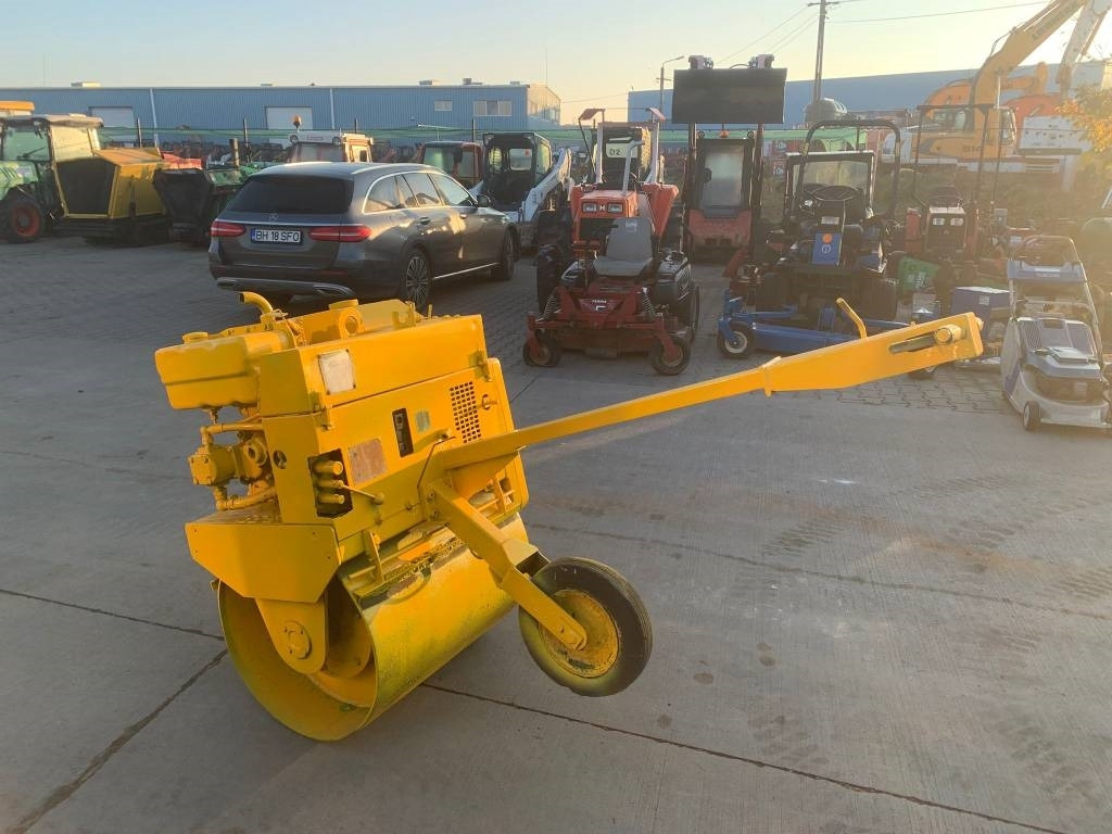 Benford MBR 71L - Οδοστρωτήρες: φωτογραφία 3 Benford MBR 71L - Οδοστρωτήρες: φωτογραφία 3