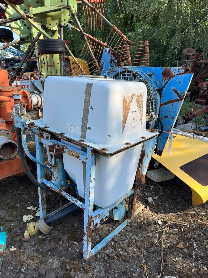 Blanchard 220  - Αναρτώμενο ψεκαστικό: φωτογραφία 1 Blanchard 220  - Αναρτώμενο ψεκαστικό: φωτογραφία 1