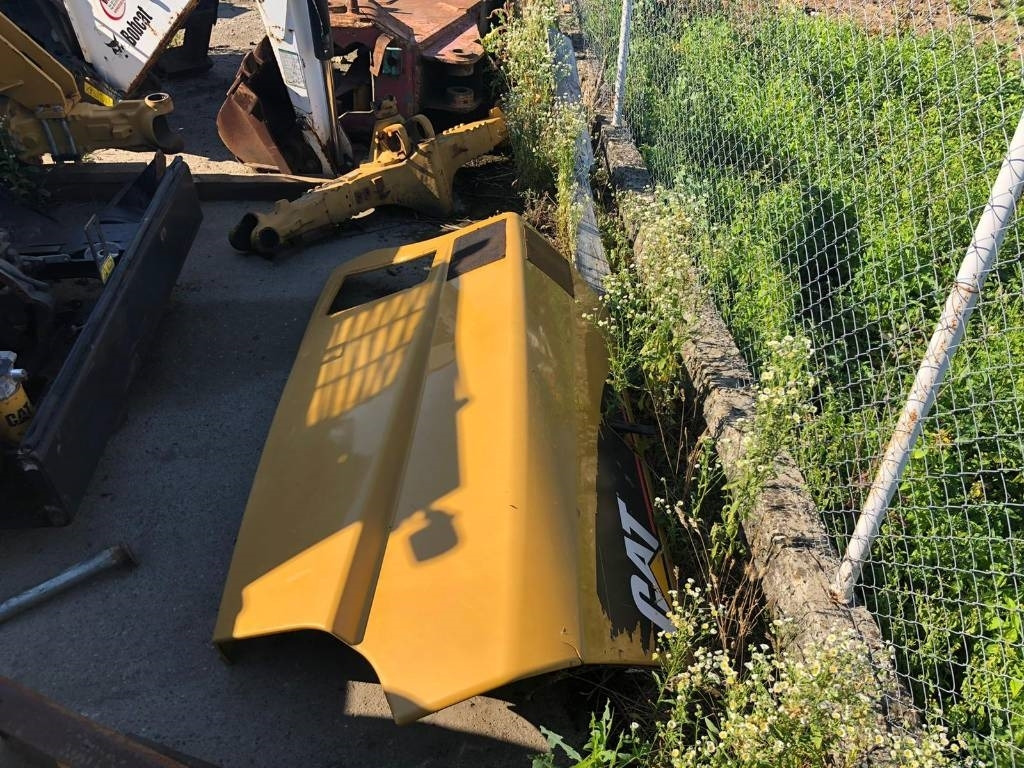 Leasing CAT TH 220 B FOR PARTS  CAT TH 220 B FOR PARTS: φωτογραφία 6