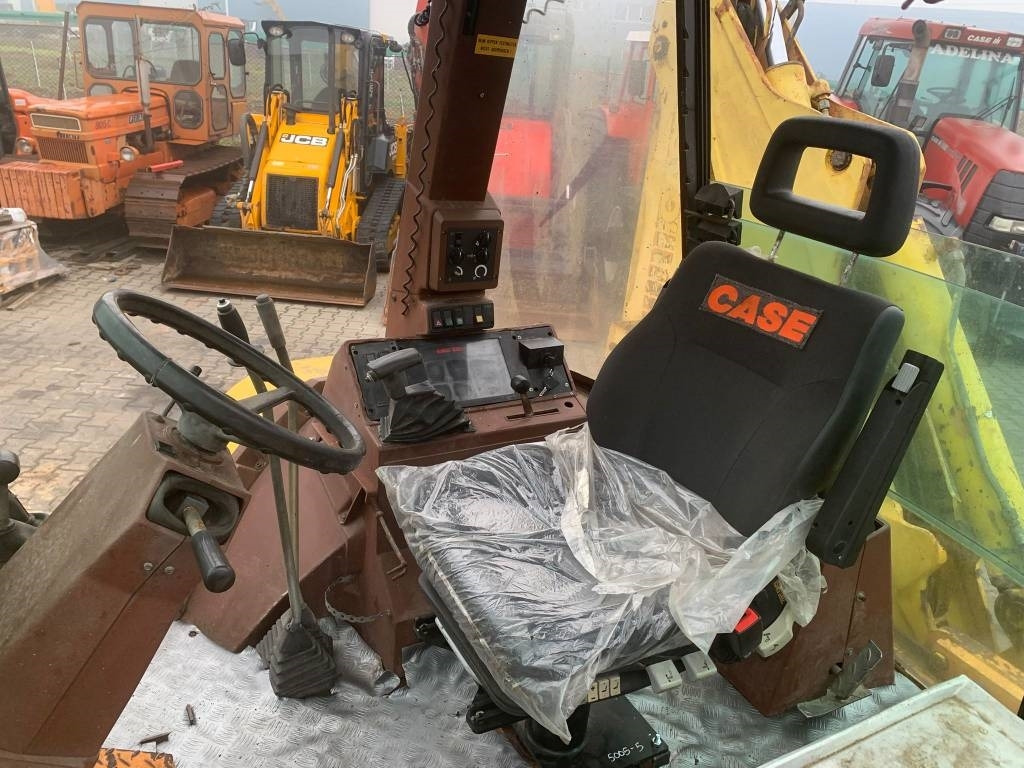 Φορτωτής εκσκαφέας Case 580 K: φωτογραφία 8