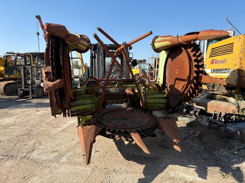 Claas RU 450 - Ενσιρωτική μηχανή: φωτογραφία 3 Claas RU 450 - Ενσιρωτική μηχανή: φωτογραφία 3