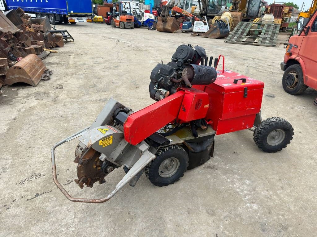 FSO B28 - Θρυμματιστής: φωτογραφία 1 FSO B28 - Θρυμματιστής: φωτογραφία 1