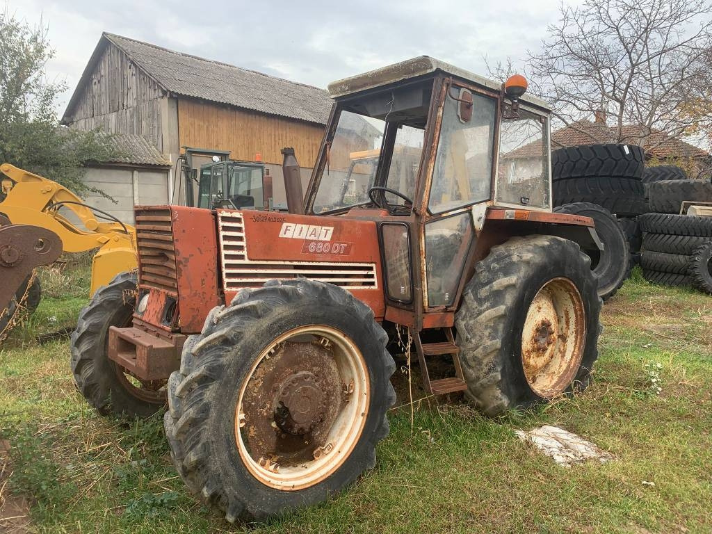 Fiat 680 DT - Τρακτέρ: φωτογραφία 1 Fiat 680 DT - Τρακτέρ: φωτογραφία 1