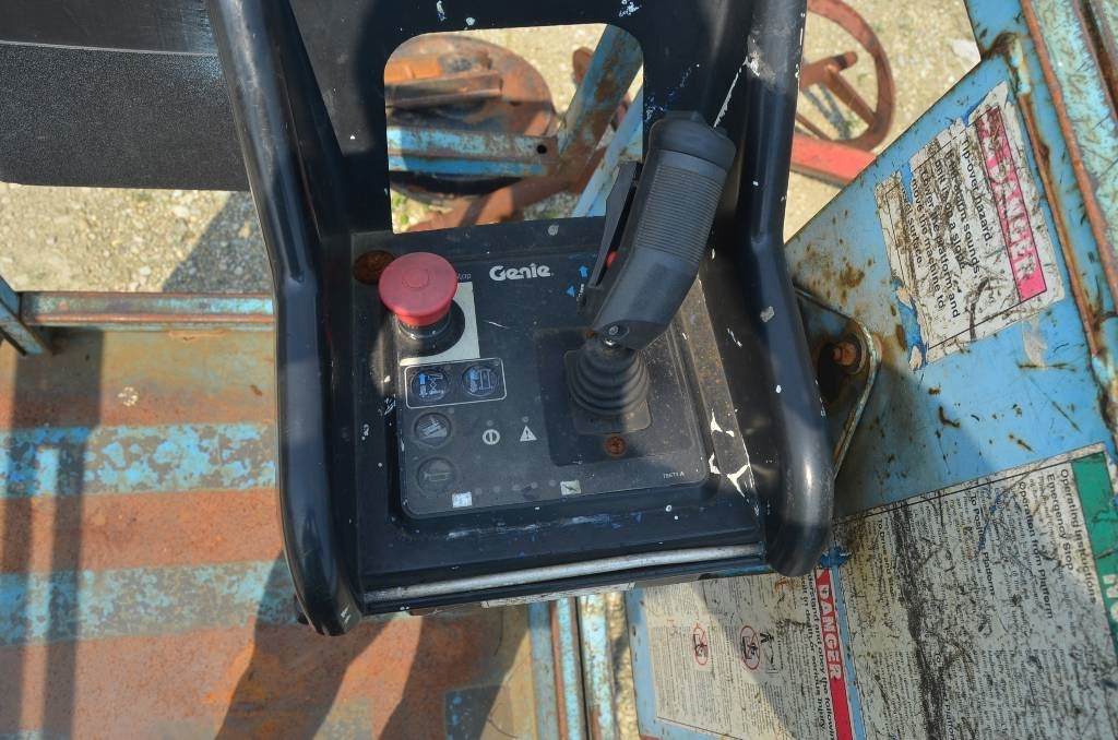 Genie GS 2646 - Ψαλιδωτό ανυψωτικό: φωτογραφία 4 Genie GS 2646 - Ψαλιδωτό ανυψωτικό: φωτογραφία 4
