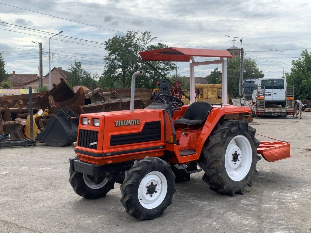 Hinomoto BD150 - Τρακτέρ: φωτογραφία 2 Hinomoto BD150 - Τρακτέρ: φωτογραφία 2