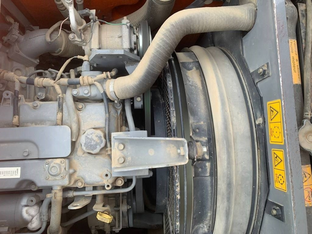 Τροχοφόρος εκσκαφέας Hitachi ZX 145 W-3+SMP Rototilt: φωτογραφία 11 Τροχοφόρος εκσκαφέας Hitachi ZX 145 W-3+SMP Rototilt: φωτογραφία 11