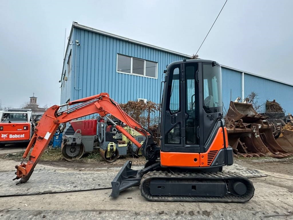 Hitachi ZX 27 U-2 - Μίνι εκσκαφέας: φωτογραφία 2 Hitachi ZX 27 U-2 - Μίνι εκσκαφέας: φωτογραφία 2